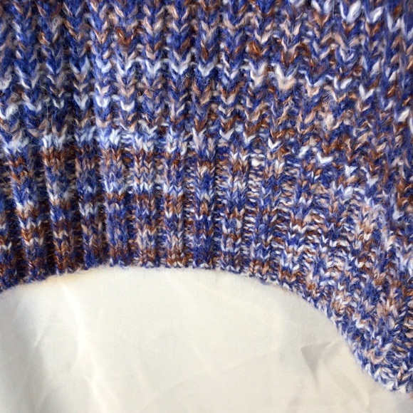 Old navy sweater - Picture 5 of 11